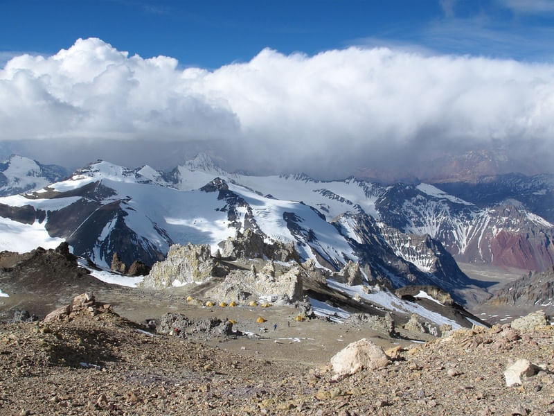 CHEGADA NO ACAMPAMENTO APÓS CUME DO ACONCAGUA