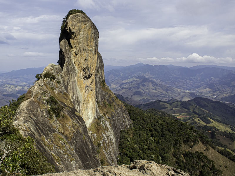 A PEDRA DO BAÚ