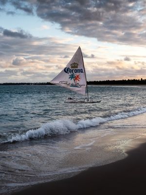 A VELA BRANCA DE PORTO DE GALINHAS