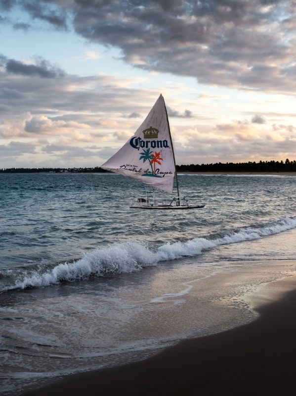 A VELA BRANCA DE PORTO DE GALINHAS
