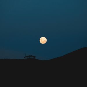 .LUA NU