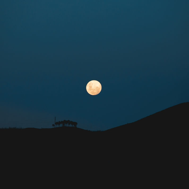.LUA NU