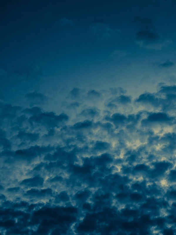 BLUISH_SKY