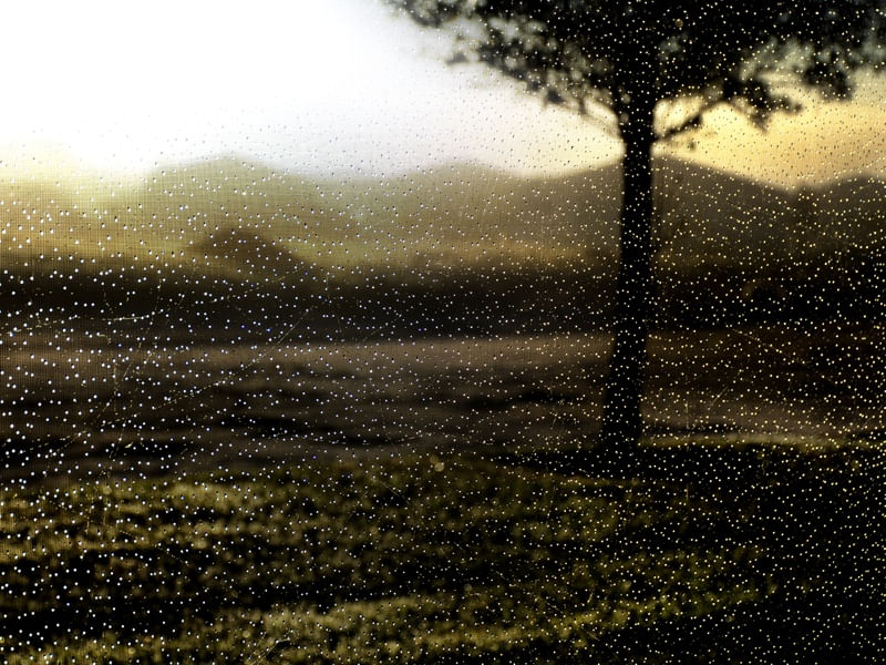 GOTAS AO SOL