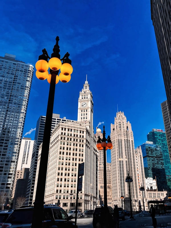 EDIFÍCIO WILLIAM WRIGLEY JR. EM CHICAGO POR BEATRIZ CYPRIANO