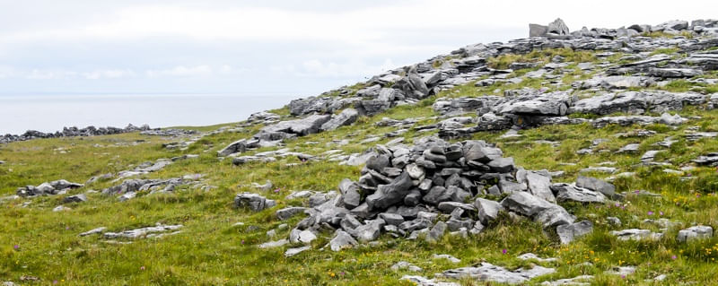 CAMPO DE PEDRAS NA IRLANDA