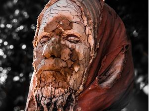 HOMEM DE BARRO