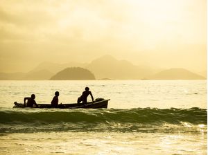 COPACABANA - TRABALHADORES DO MAR