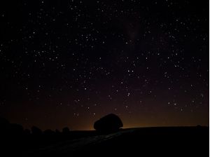 A PEDRA E O UNIVERSO