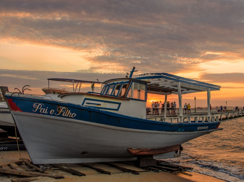 BARCO AO CAIR DO SOL