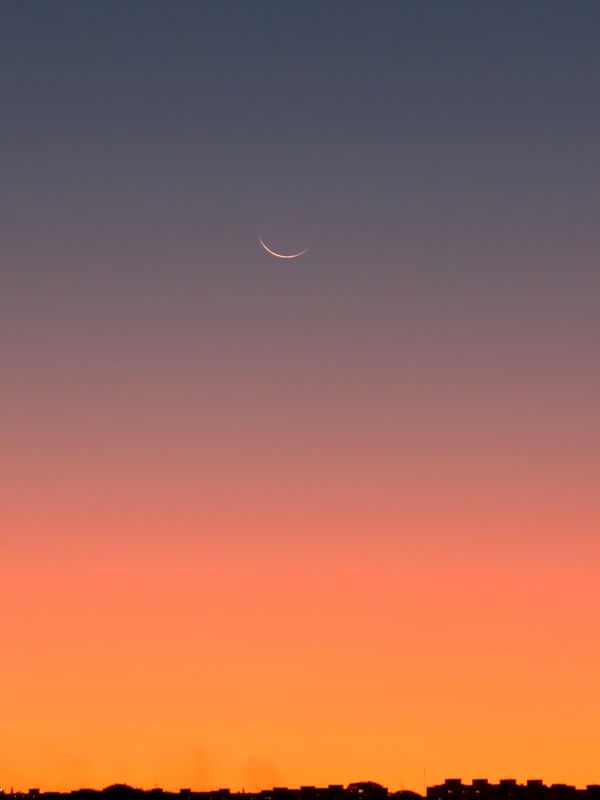 PÔR DO SOL NASCER DA LUA EM RETRATO