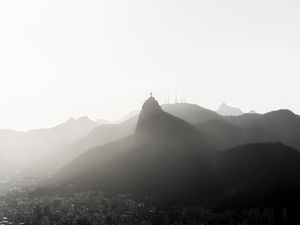 RIO DE MONTANHAS
