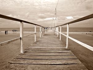 O PIER