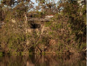 UMA CASA ESCONDIDA E BUCÓLICA
