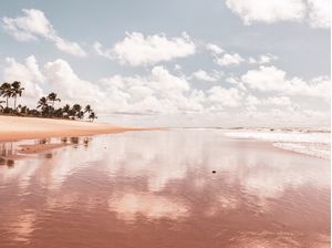 NUVENS NA AREIA