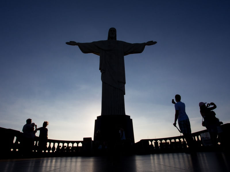 ABRAÇO AO RIO