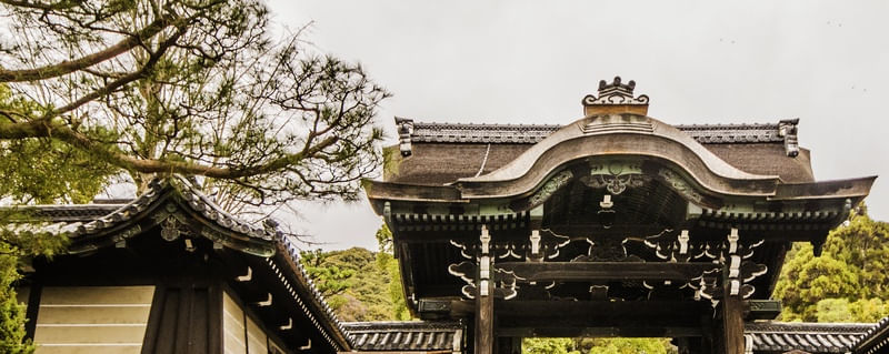 TELHADO JAPONES EM MADEIRA II