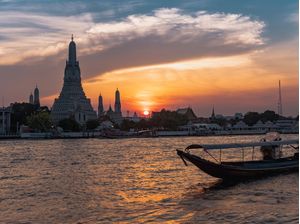 WAT ARUN E BARCO