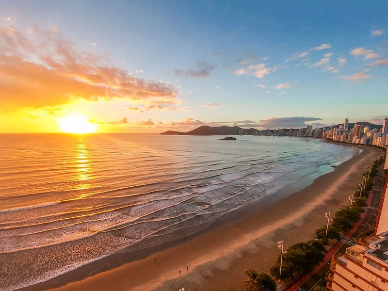 NASCER DO SOL EM BALNEÁRIO CAMBORIÚ