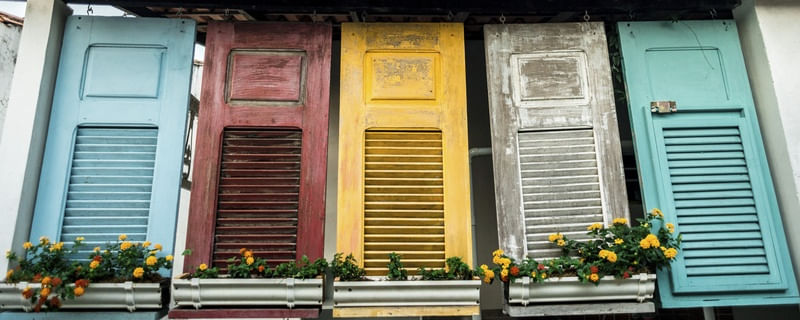 JANELAS EM SÉRIE