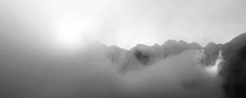 NEBLINA NA MONTANHA - MACHUPICHU