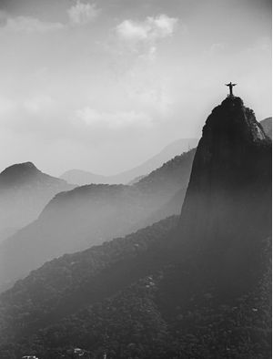 CRISTO REDENTOR VERTICAL PB