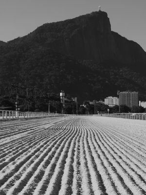 LINHAS E CORCOVADO
