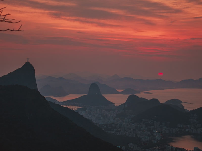 RIO DE JANEIRO SUNRISE