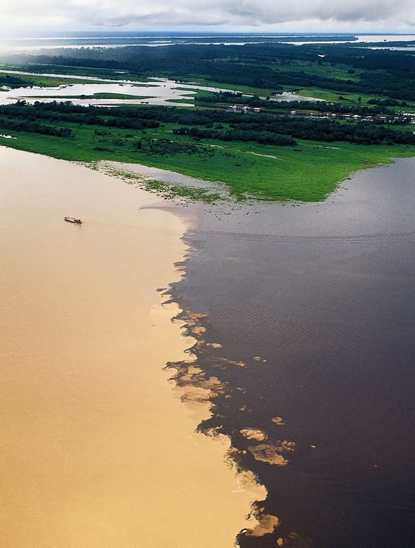ENCONTRO DAS ÁGUAS EM MANAUS