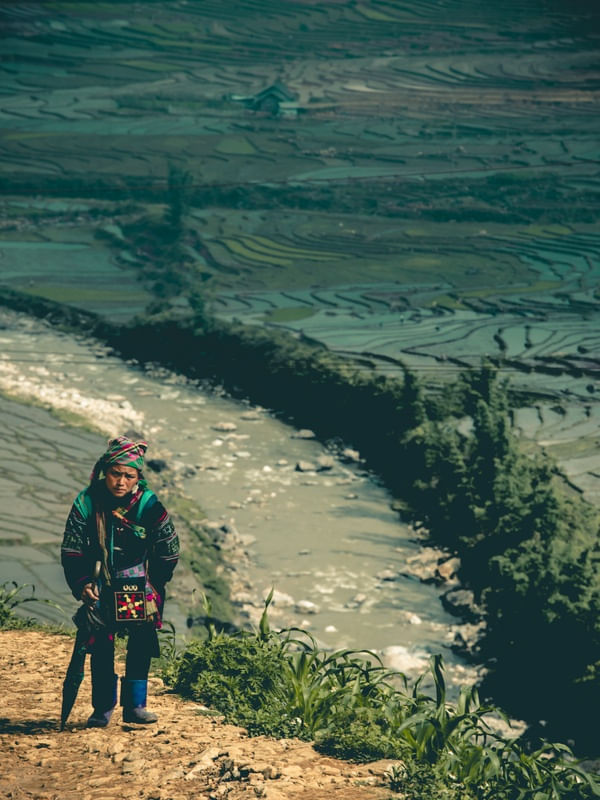SAPA WOMAN
