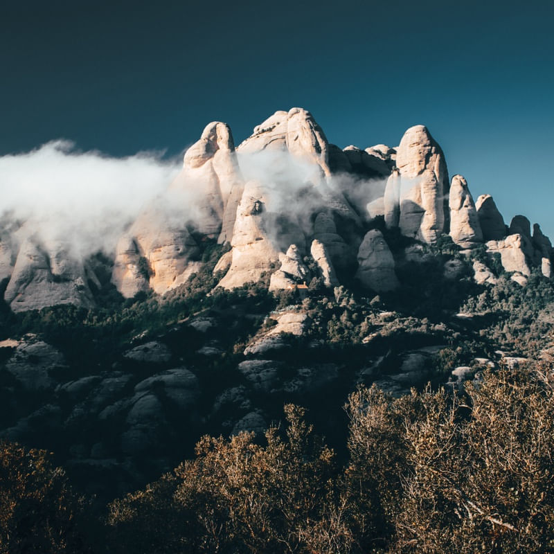 UM LUGAR ESPIRITUAL E TRANQUILO, MONTSERRAT - ESPANHA