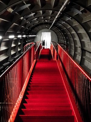 ATOMIUM - ESCADAS