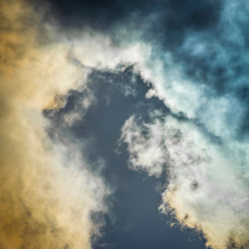 NUVENS E SONHOS