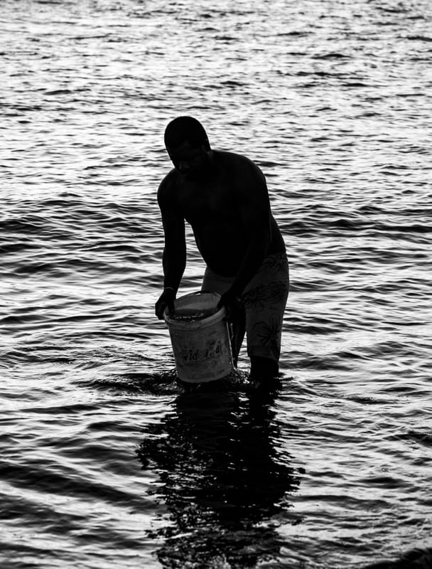 PESCADOR A NOITE