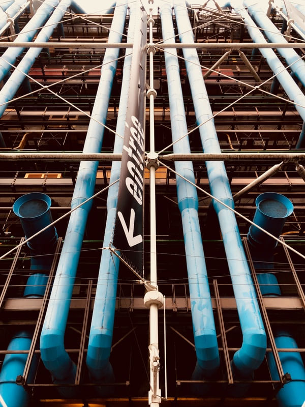 POMPIDOU PARIS