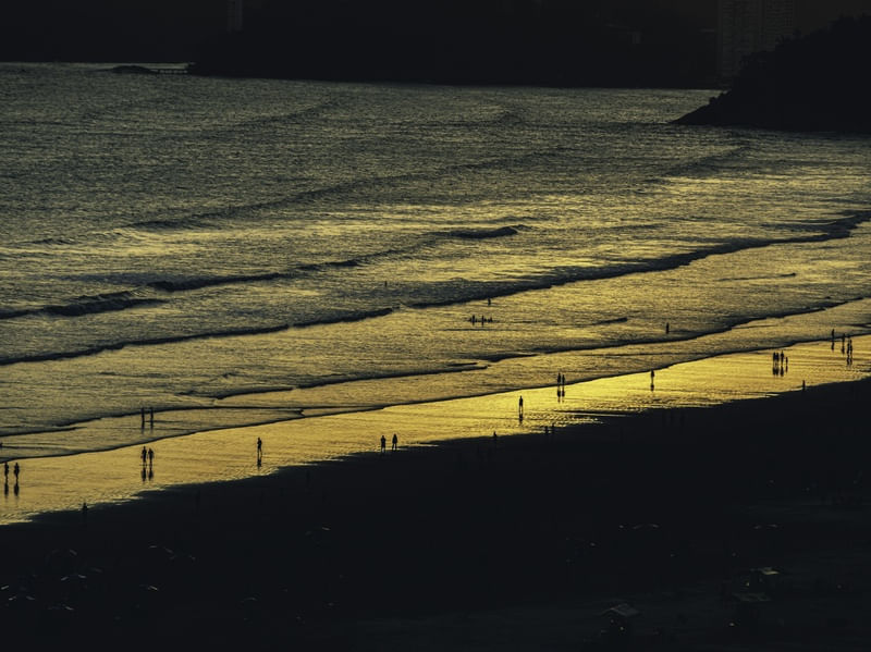 POR DO SOL E PRAIA
