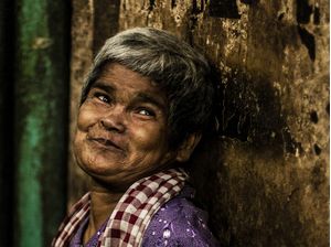 SORRISO NO CAMBOJA 01