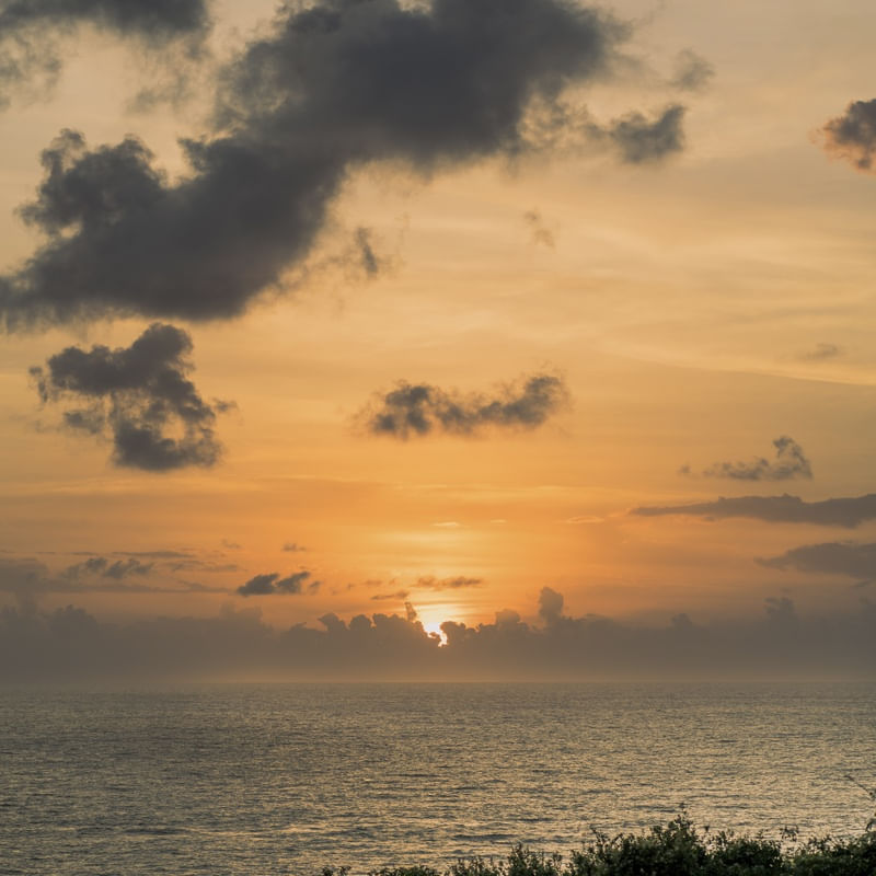 AMANHECER NA PRAIA DE COQUEIRINHO, PB (QUADRADO)
