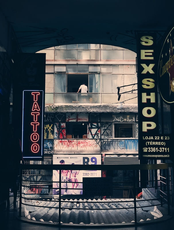 LETREIROS URBANOS