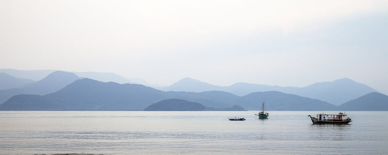 UBATUBA BARCOS