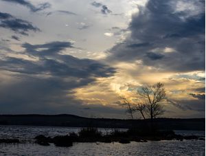 POR DO SOL NO LAGO MUSKOKA