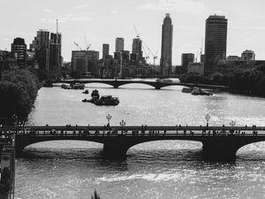 LONDRES - PONTES E RIO