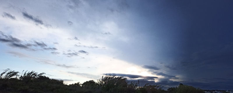 ENTARDECER NUBLADO #11