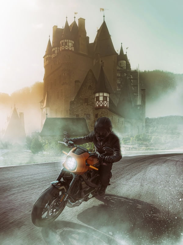 ROAD CASTLE
