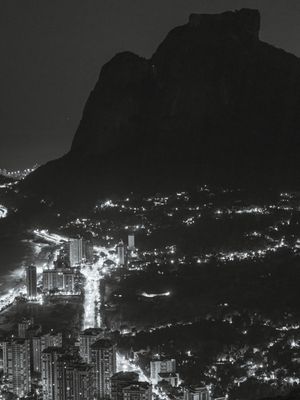 GÁVEA A NOITE