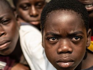 RETRATO EM ANGOLA IV