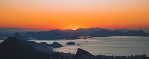 LÁ VEM O SOL 02