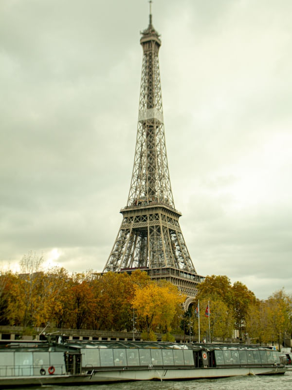 TORRE EIFFEL VISTA DO SENA