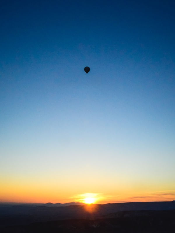 SOL E O BALÃO