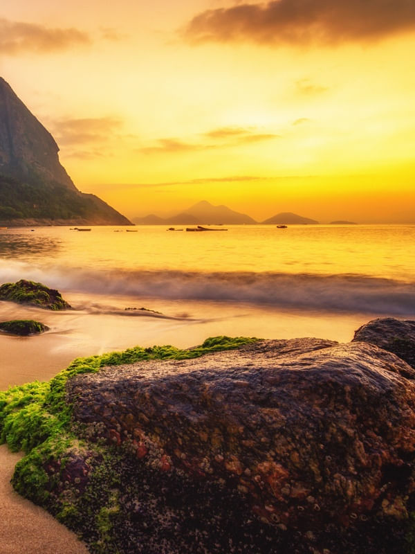 PRAIA VERMELHA NO RIO DE JANEIRO AO NASCER DO SOL - DÍPTICO DIREITA